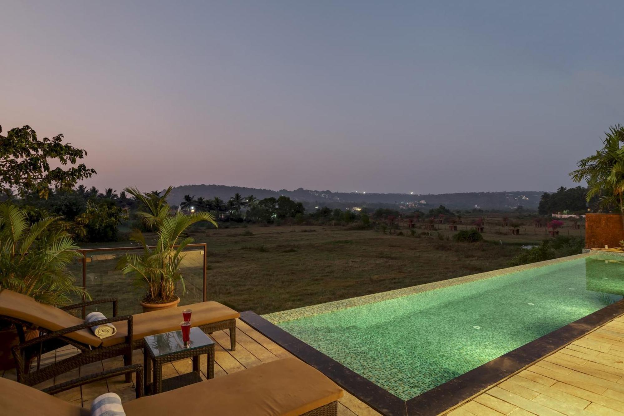 Sohonos 2 - Luxurious 3Bhk With Private Pool Villa Nerul  Exterior photo